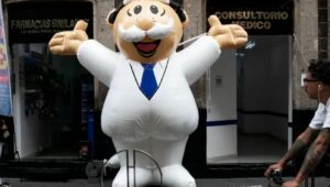 Farmacias Similares crece más en Estados Unidos; apunta ahora hacia Texas y California