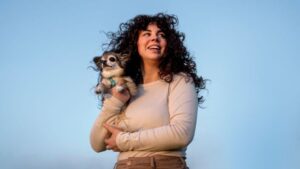 Melodías con alma: canciones que celebran el amor hacia las mascotas